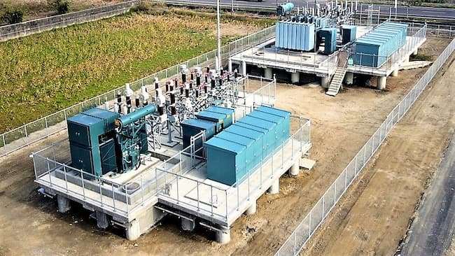 永鑫能源集團旗下永麒與廣宇兩家能源公司,完成全台首座共同升壓站併網,使用併網1.5MW,今年第一季計劃再併網13MW。 永鑫能源集團旗下永麒與廣宇兩家能源公司,完成全台首座共同升壓站併網,使用併網1.5MW,今年第一季計劃再併網13MW。