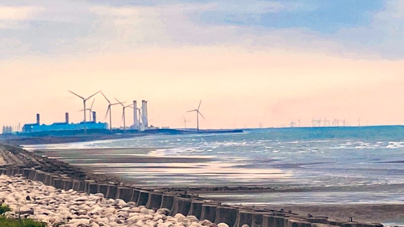 火力發電廠。圖 / 陳嘉英