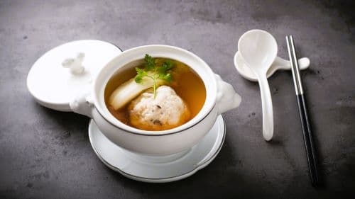 台北凱華樓中華料理的「秋田煙燻蘿蔔圓鱈獅子頭」