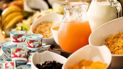 吃到飽輕日式自助早餐