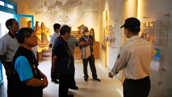 室內展示空間與解說導覽一隅