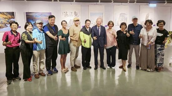 結藝桃園─馬祖旅台藝術家聯展藝術家與貴賓合影