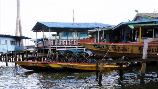 汶萊水上市場。