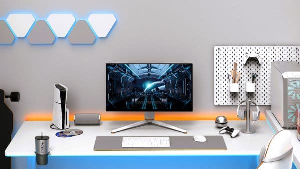 MOBIUZ 首款支援eARC跟ESS音效晶片耳擴遊戲螢幕