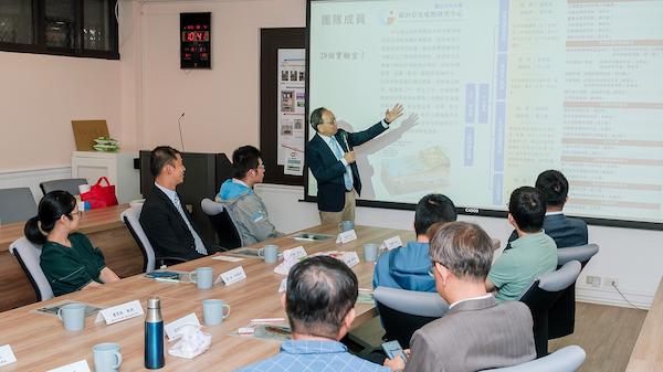 中央大學林殿順主任