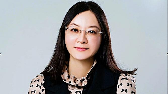 0220101 馬年春節徵文。本文作者洪郁芬,中正大學文學博士。華文俳句社社長,臺灣創世紀編輯。